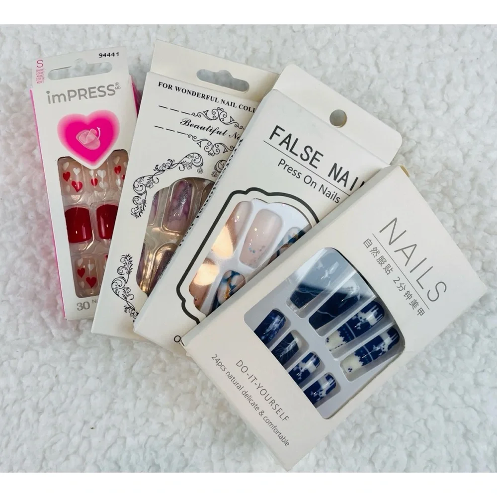 (NIB) Bundle of 4 Variety Press On Nails - Picture 12 of 12